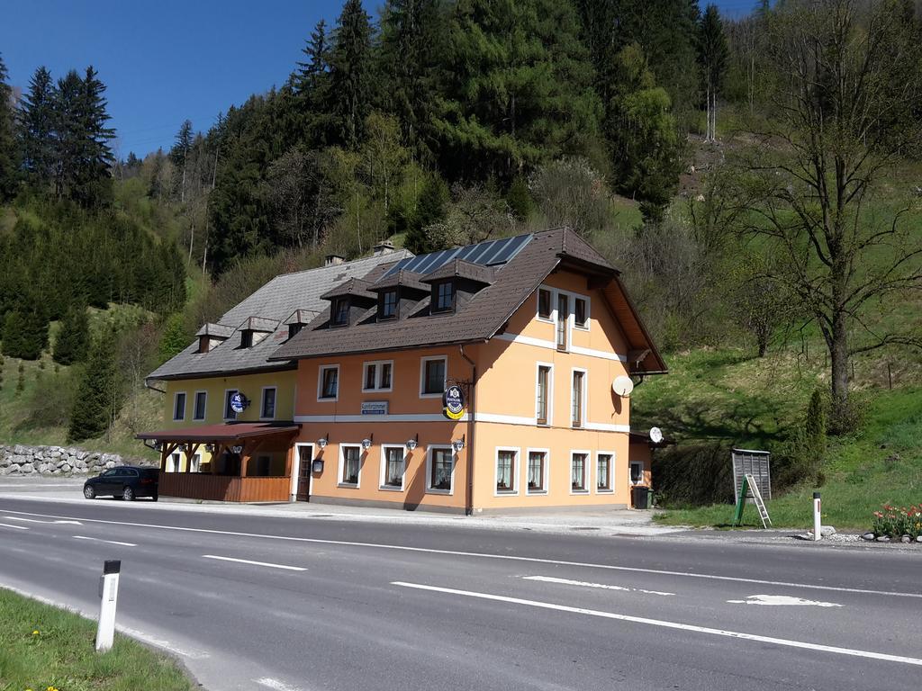 Gasthaus Zur Melzen Hotell Versbichl Exteriör bild